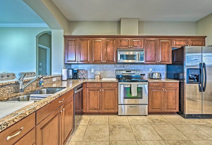 Bright Bayfront Home < 2 Mi To Hernando Beach!