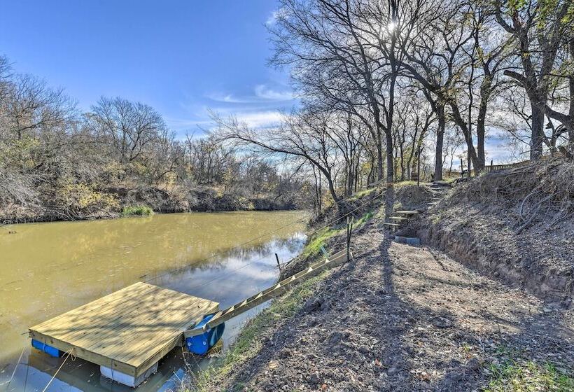 Bright Brownwood Home With On Site River Access!