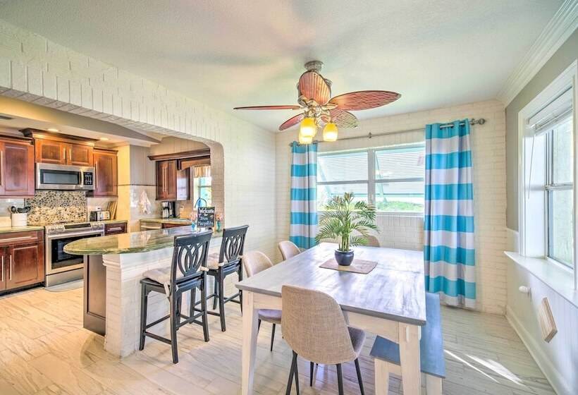 Bright Melbourne Beach Escape W/ Private Pool