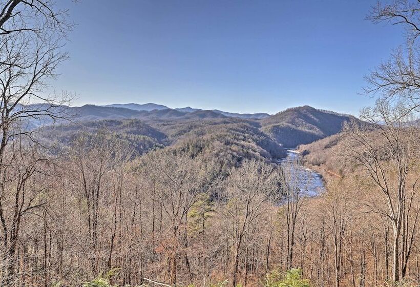 Bryson City Cottage W/ Hot Tub & Waterfall Views!