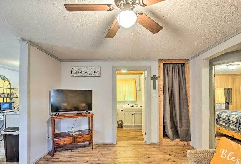 Cabana Luna  Cabin W/ Deck, Swing & Fire Pit!