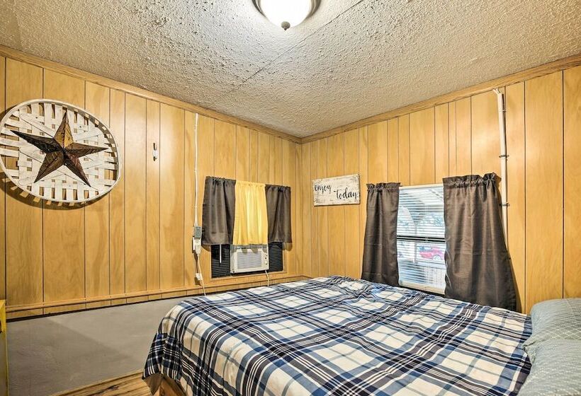 Cabana Luna  Cabin W/ Deck, Swing & Fire Pit!