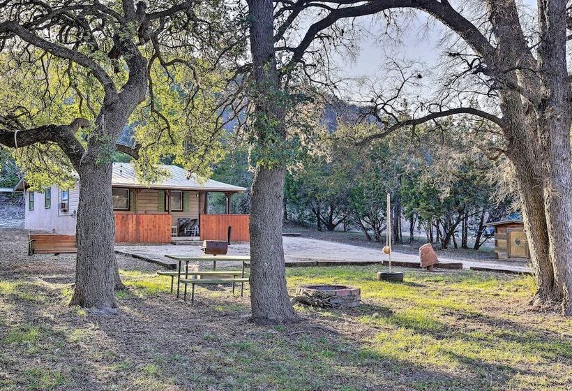 Cabana Sol  Cabin: 4 Mi To Garner State Park