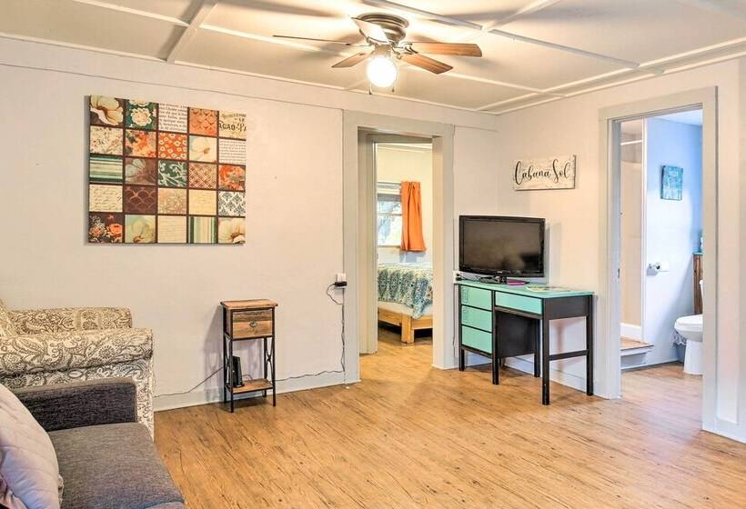 Cabana Sol  Cabin: 4 Mi To Garner State Park