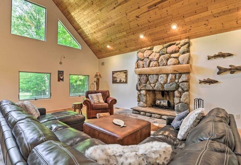 Cabin On Lake W/ 63 Acres & Trails + Guest House!