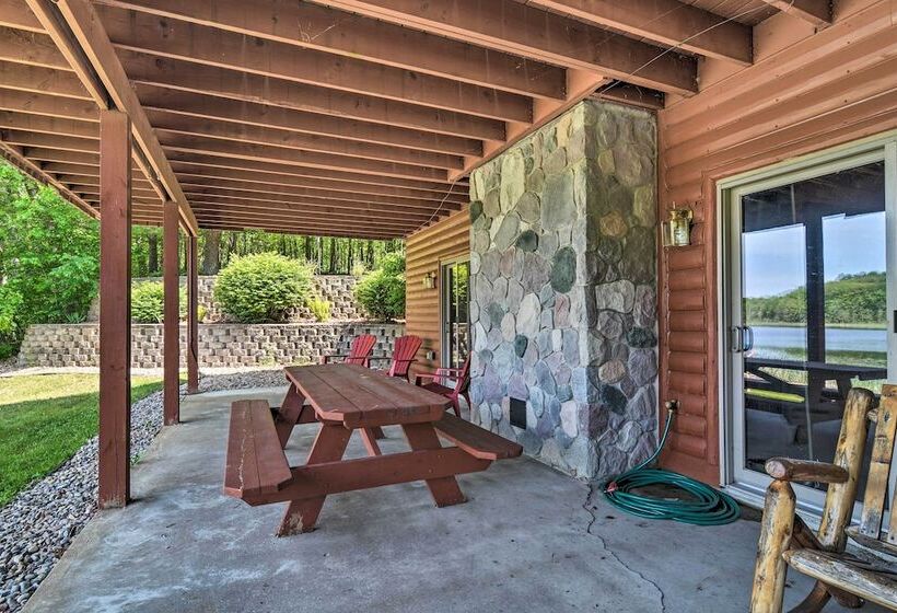 Cabin On Lake W/ 63 Acres & Trails + Guest House!