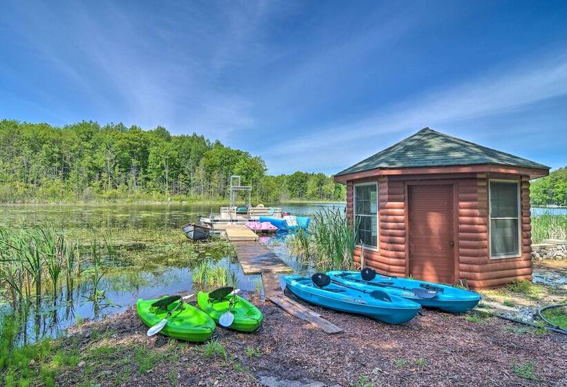 Cabin On Lake W/ 63 Acres & Trails + Guest House!