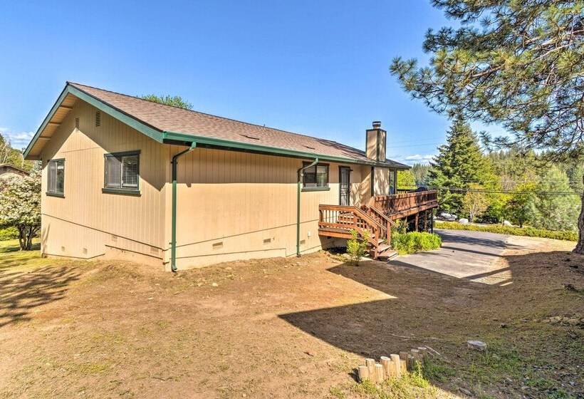 Calm Groveland Cabin   Near Pine Mountain Lake!