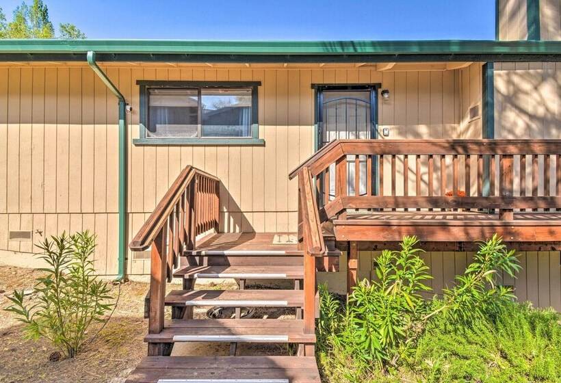 Calm Groveland Cabin   Near Pine Mountain Lake!