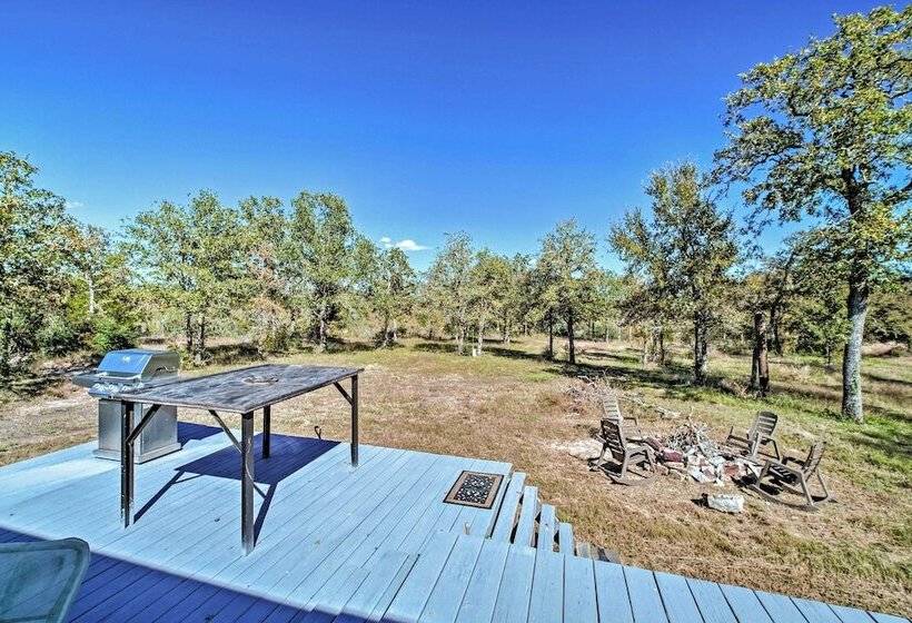 Calm Retreat W/ Ponds ~ 12 Mi To Somerville Lake