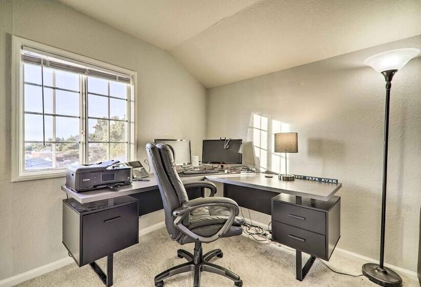 Castro Valley Home W/ Bay Area Views!