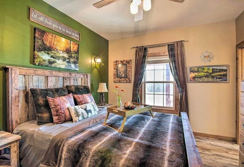 Centerville Cabin Rental: 68 Mi To Nashville!