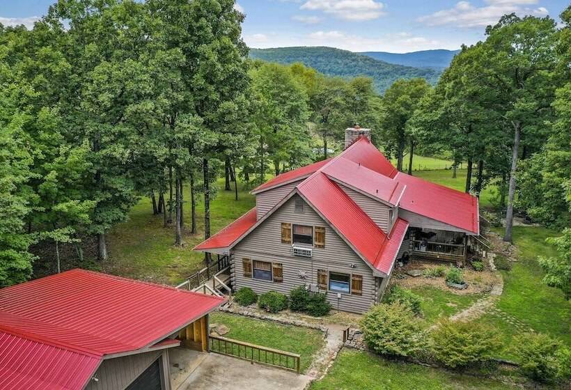 Charming Cabin W/ Hot Tub, Fire Pit & Views!