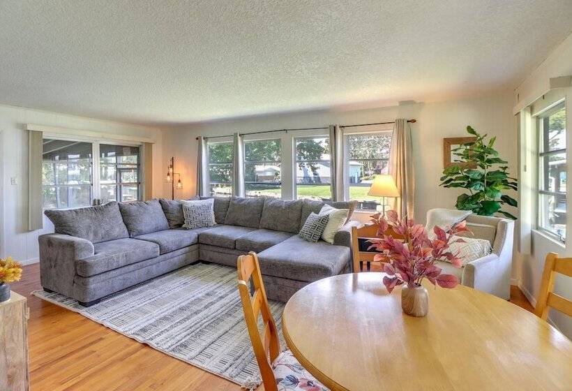 Charming Canalfront Retreat W/ Double Boat Slip!