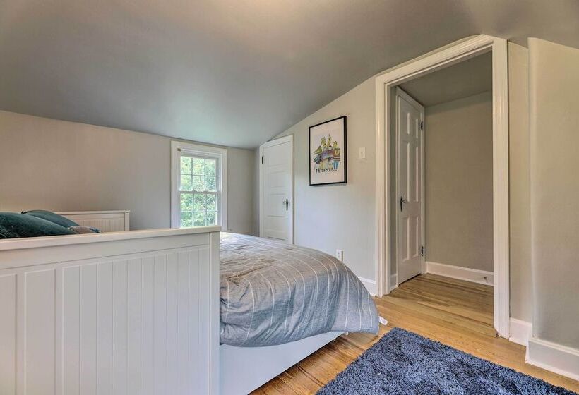 Charming Cincinnati Home < 10 Mi To Downtown!