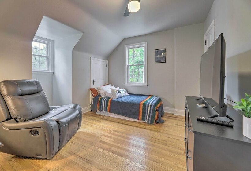 Charming Cincinnati Home < 10 Mi To Downtown!