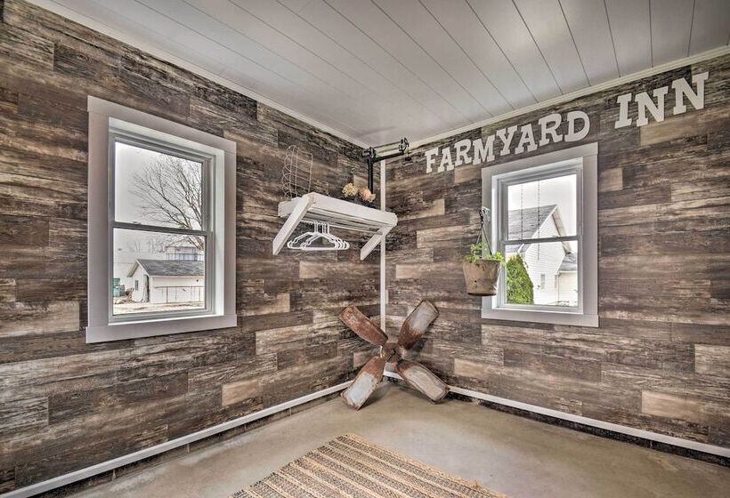 Charming Dairy Farm Home In Indiana Amish Country