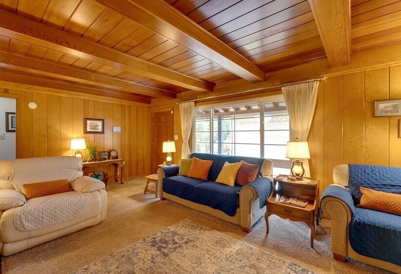 Game Room & Patio: Charming Jackson Retreat!