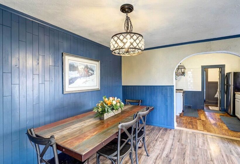 Charming Montrose Family Home: Block To Downtown!