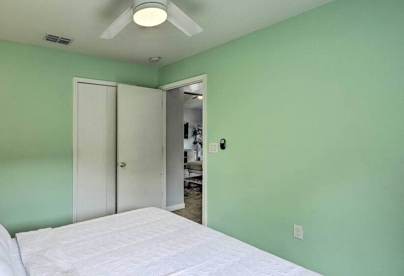 Charming Palm Bay Retreat W/ Spacious Yard!