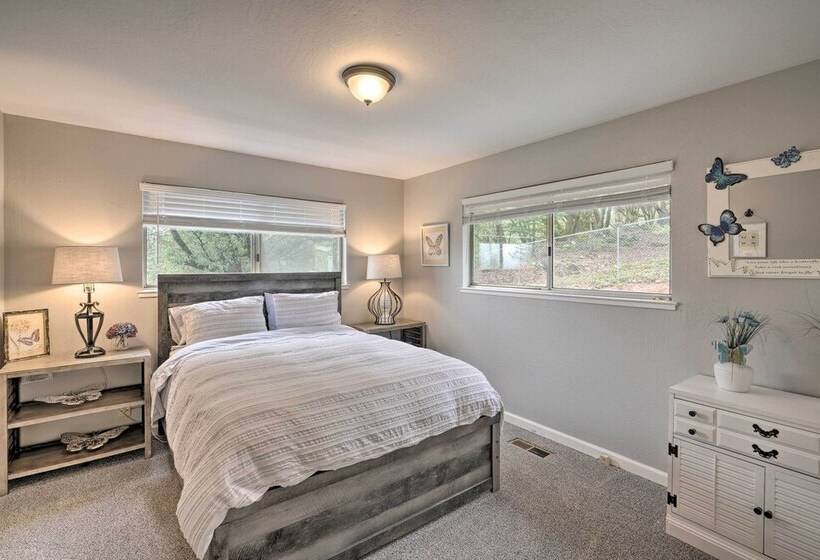 Forest View Deck + Fire Pits: Pine Grove Retreat!