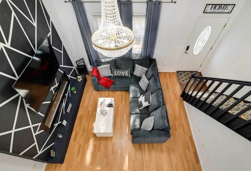 Community Perks & Deck: Charming Poconos Home!