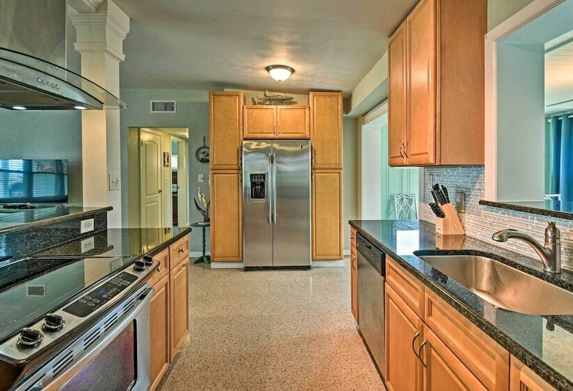 Charming Port Orange Home   Walk To Beach!