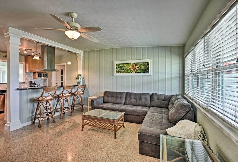 Charming Port Orange Home   Walk To Beach!