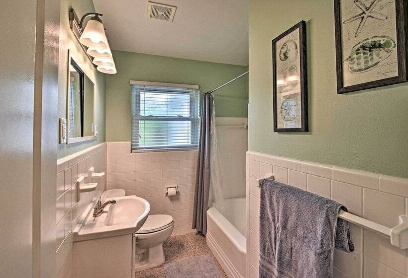 Charming Port Orange Home   Walk To Beach!