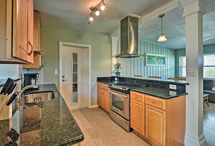 Charming Port Orange Home   Walk To Beach!