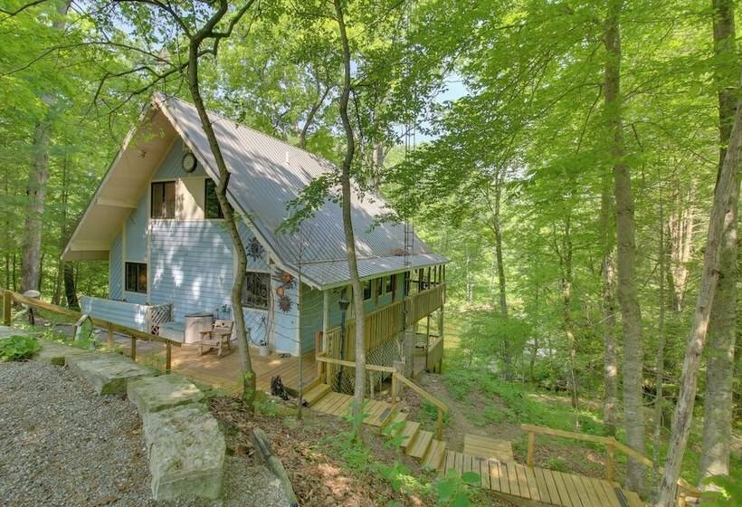 Riverside Cabin W/ 3 Decks In North Vernon!