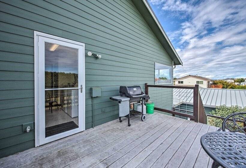 Charming Sequim House W/ Olympic Peninsula Views!