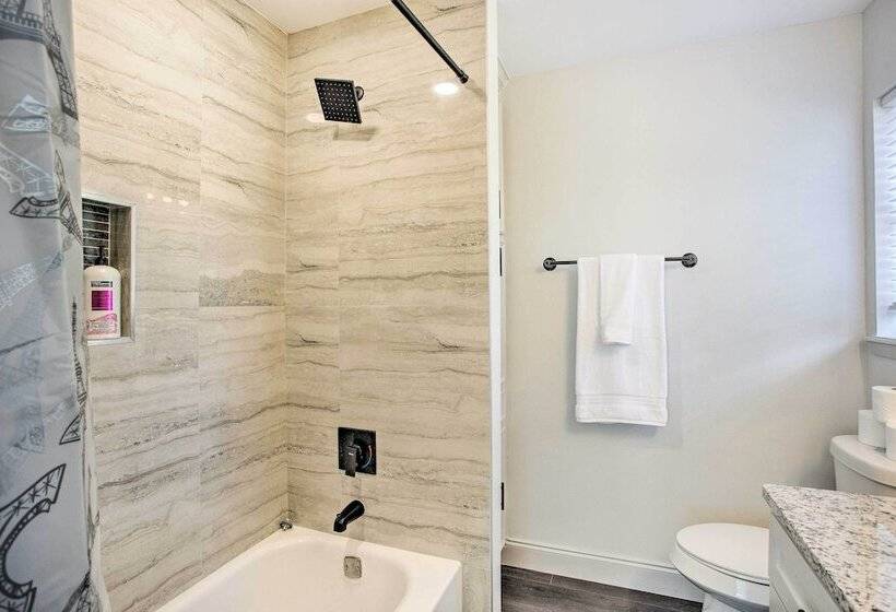 Charming Sherman Home W/ Spacious Yard & Pond