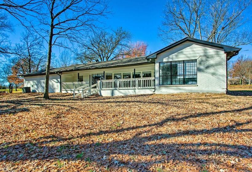 Charming Sherman Home W/ Spacious Yard & Pond