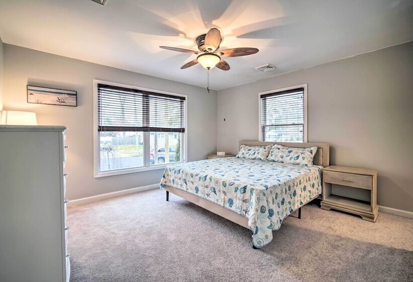 Charming Somers Point House W/ Private Pool!