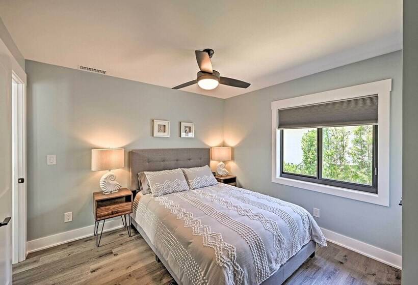 Naples Home W/ Patio < 1 Mi To Beaches!