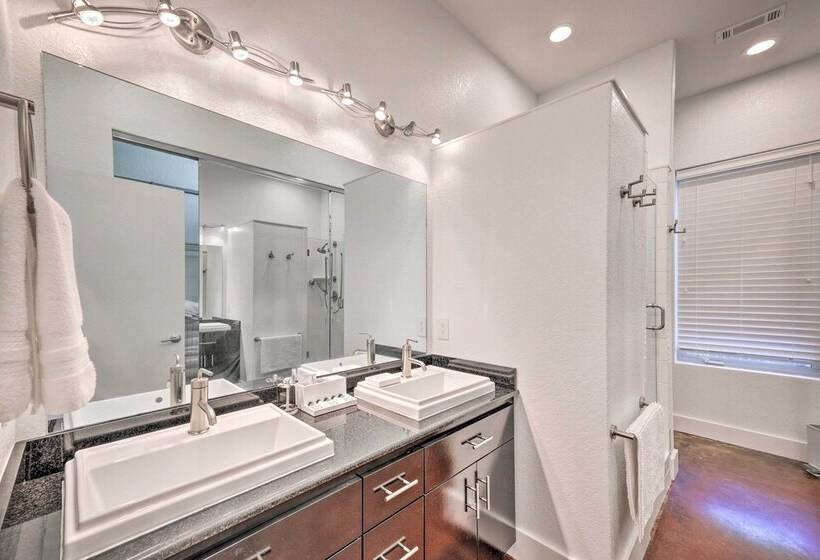 Waterfront Home ~ 4 Mi To Oaklawn Racing Casino!