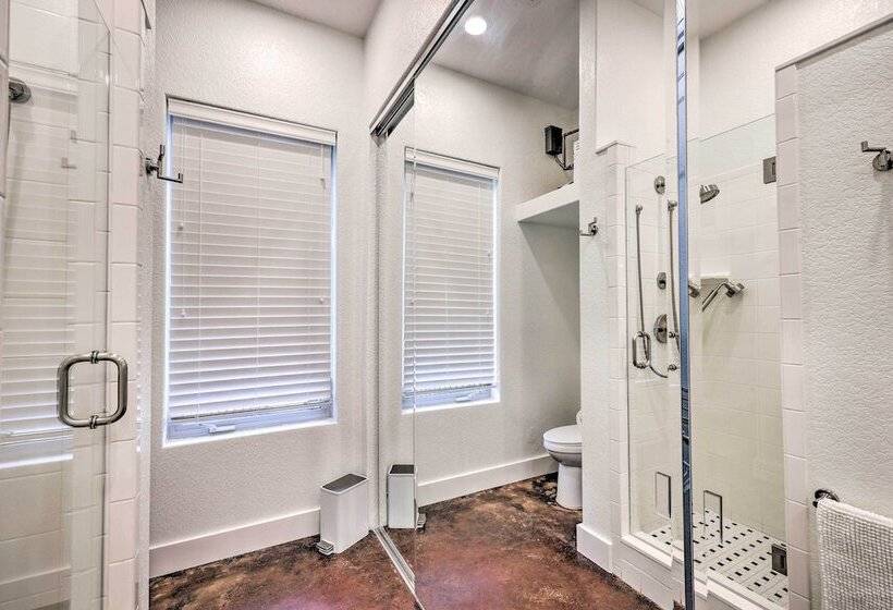 Waterfront Home ~ 4 Mi To Oaklawn Racing Casino!