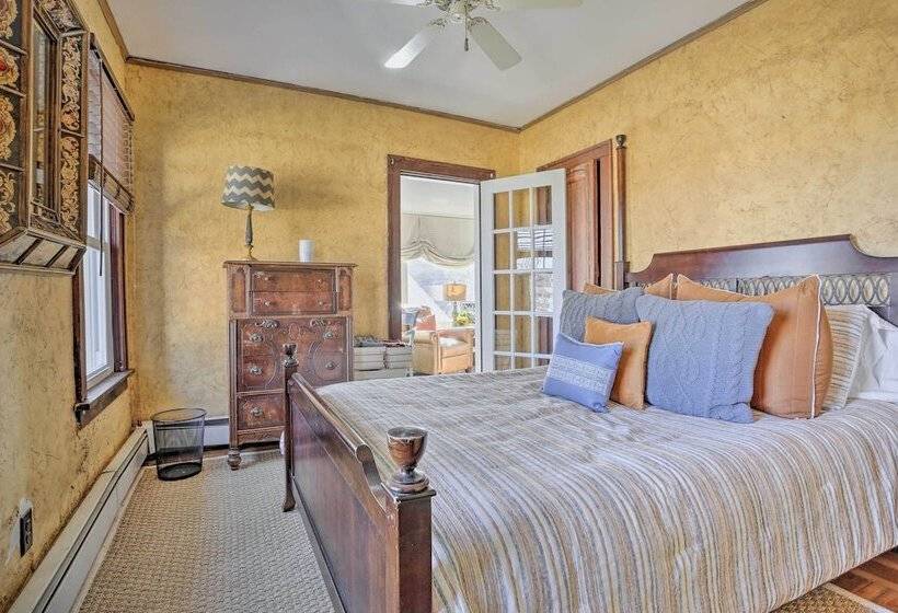 Classic Teaneck Colonial Home With A Modern Touch