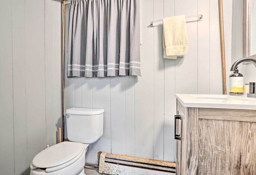 Classic Teaneck Colonial Home With A Modern Touch