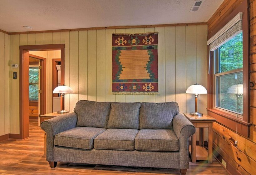 Clyde Cabin: Surrounded By Smoky Mtns