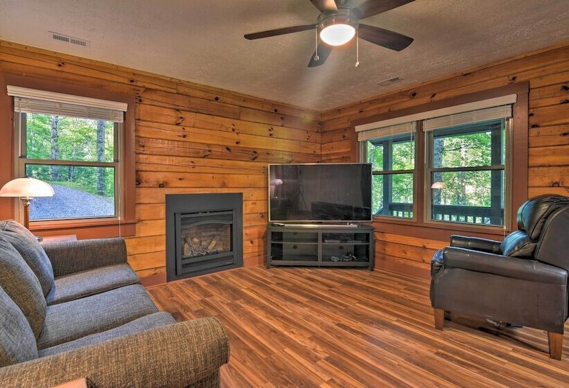 Clyde Cabin: Surrounded By Smoky Mtns