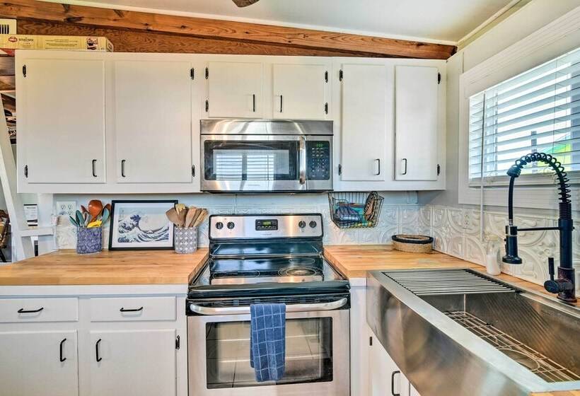 Pet Friendly Surfside Beach Gem   Walk To Beach