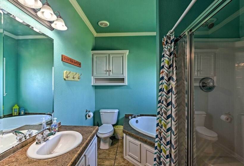 Walk To Crystal Beach: Coastal Home W/ Views!