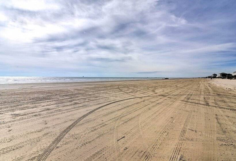Colorful Crystal Beach Home W/ Ocean View!