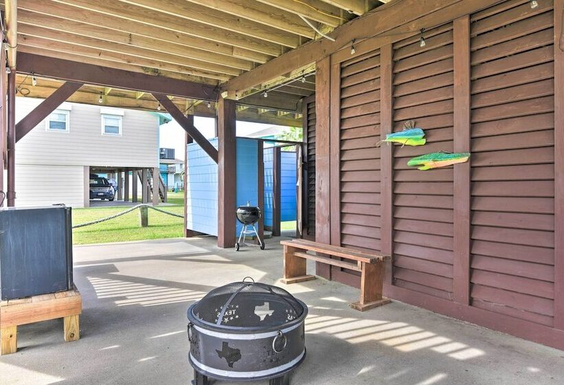 Colorful Crystal Beach Home W/ Ocean View!