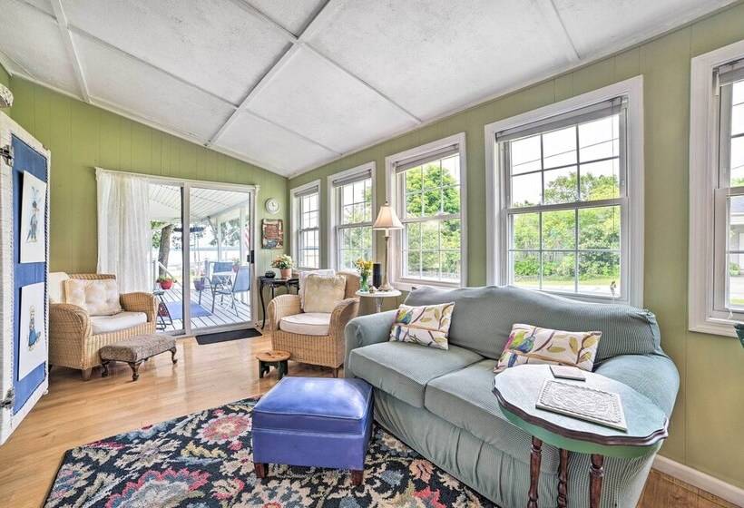 Colorful Lake Huron Home: Near Ferry & Beach!