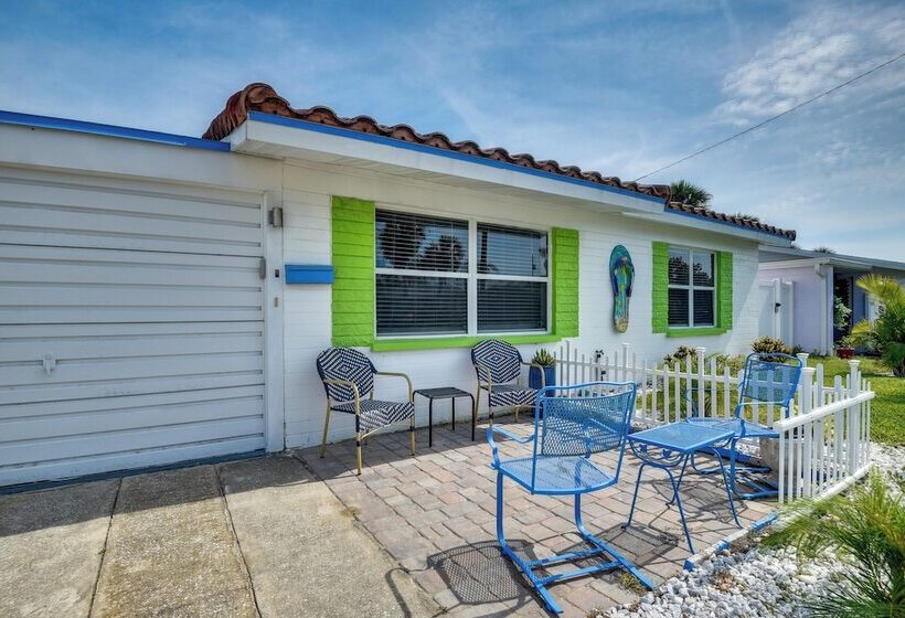 Pet Friendly Ormond Beach Home W/ Fire Pit!