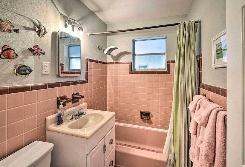 Pet Friendly Ormond Beach Home W/ Fire Pit!