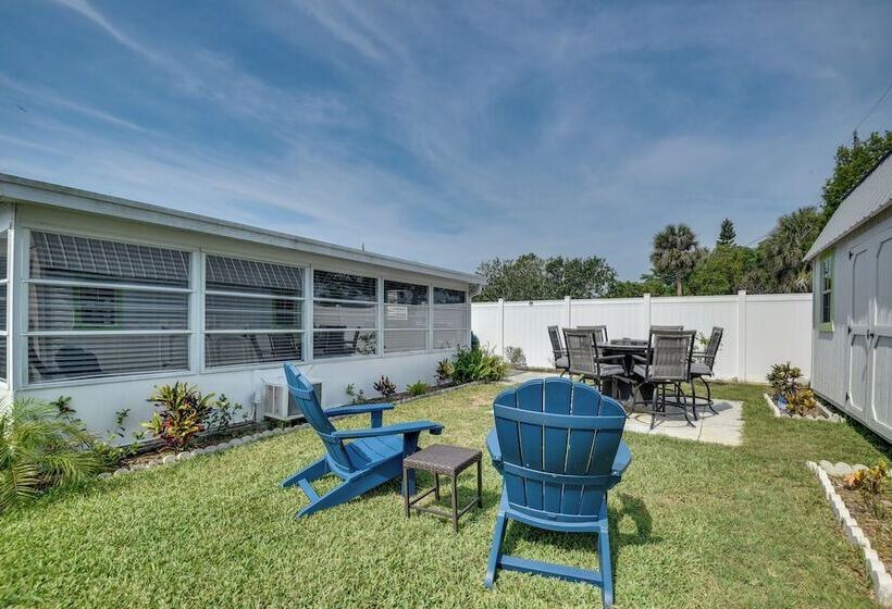 Pet Friendly Ormond Beach Home W/ Fire Pit!